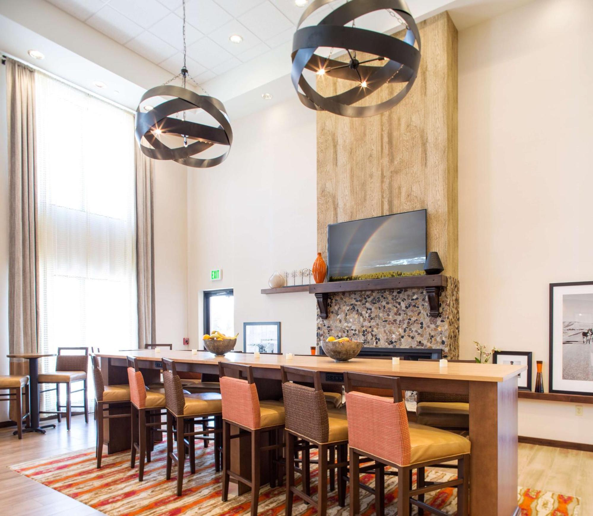 Hampton Inn & Suites Вайтфіш Екстер'єр фото